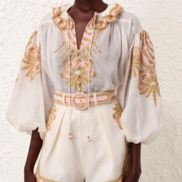 Zimmermann Pants - Zimmermann Cream and Gold High Waist Shorts Size 1